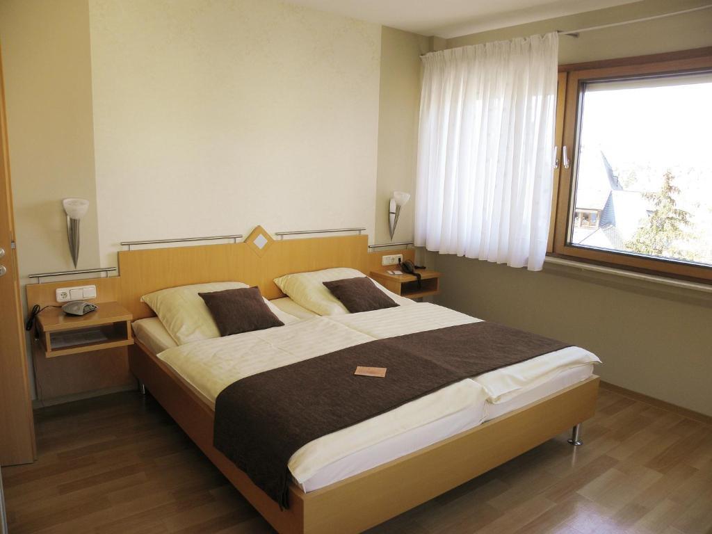 Garni Haus Weiskopf Hotel Трир Стая снимка
